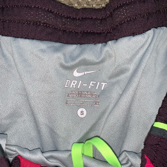 Nike Shorts - Picture 3 of 3